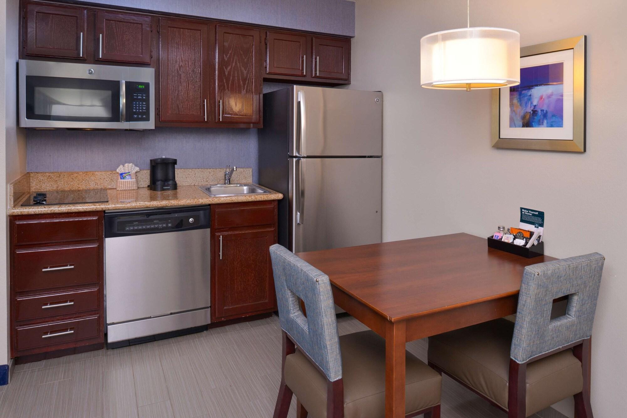Homewood Suites By Hilton Dallas-Луисвил Екстериор снимка