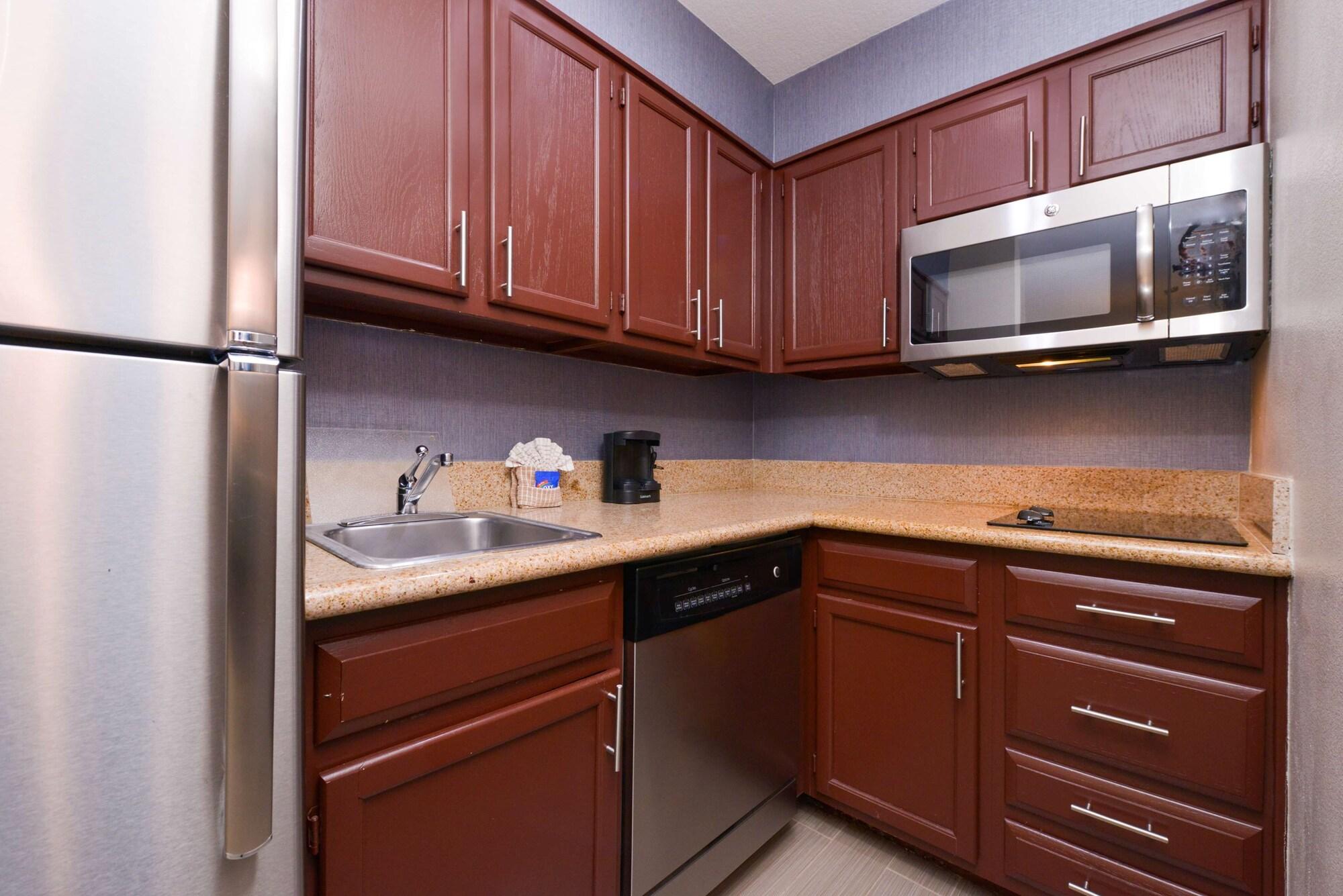Homewood Suites By Hilton Dallas-Луисвил Екстериор снимка
