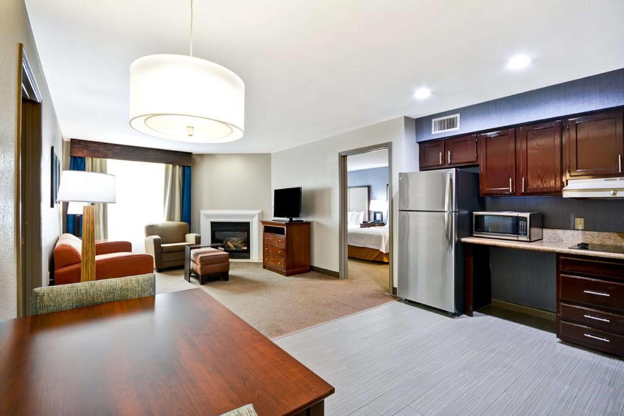 Homewood Suites By Hilton Dallas-Луисвил Екстериор снимка