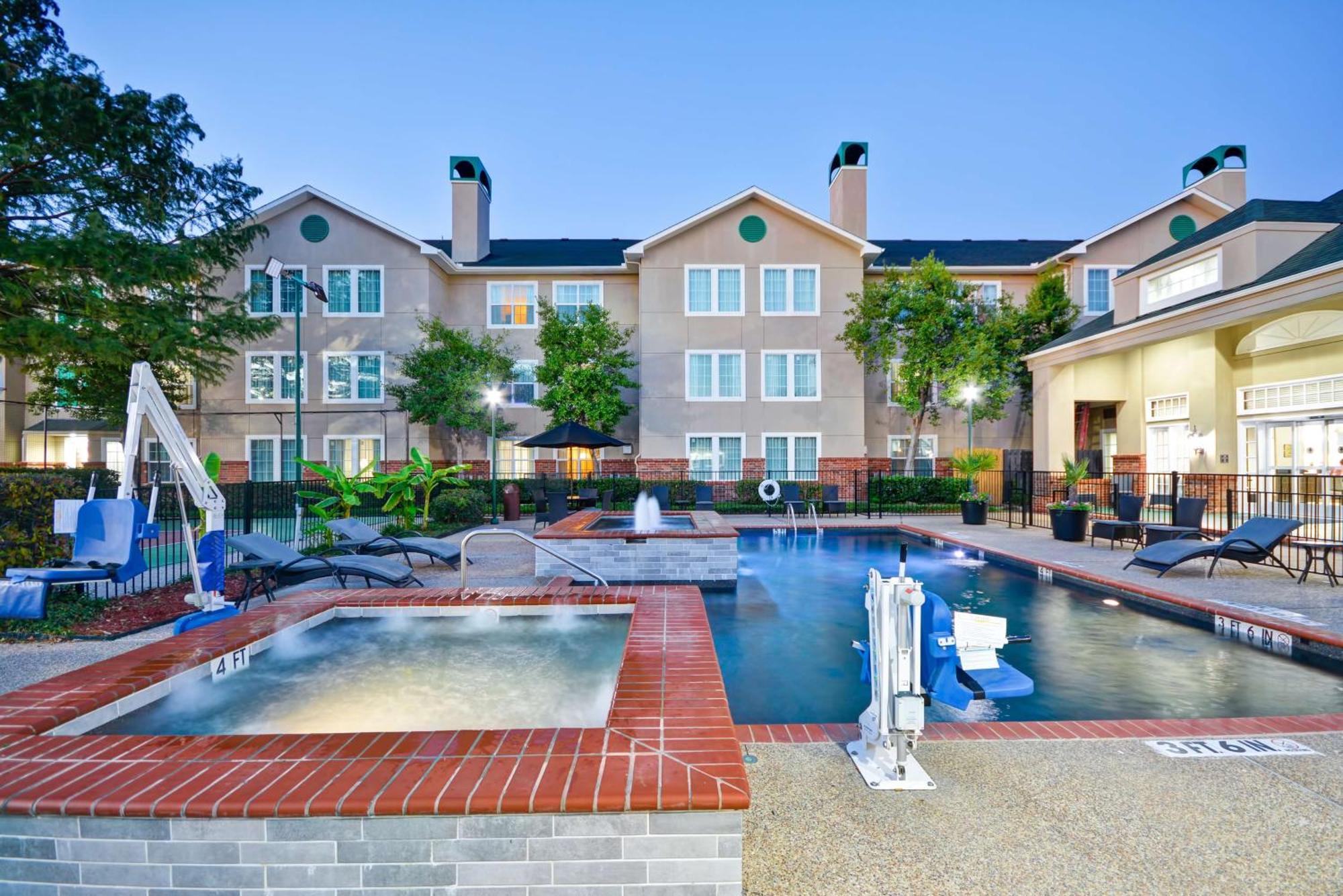 Homewood Suites By Hilton Dallas-Луисвил Екстериор снимка